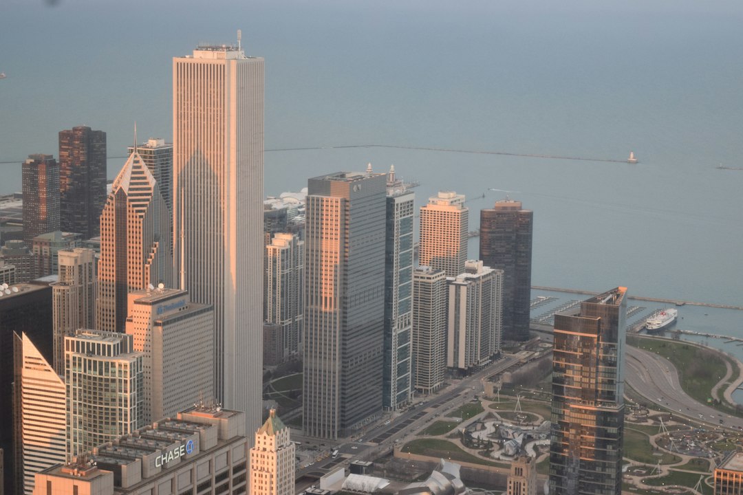 Best Mesothelioma Attorney in Chicago in 2026: Compare Lawyers, Fees, and Compensation